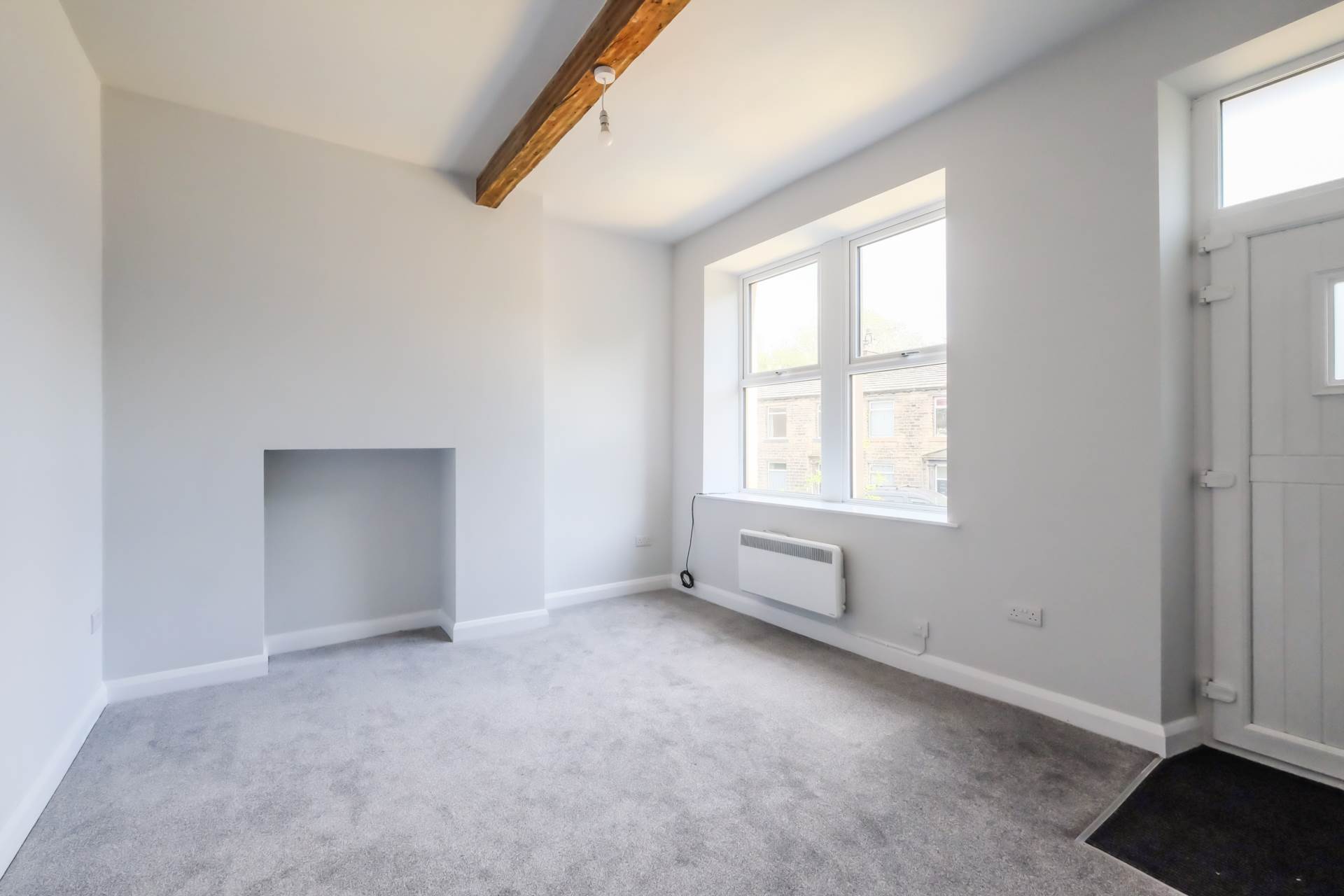 Meltham Road, Lockwood, Image 4