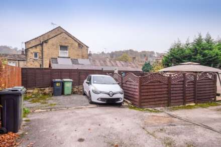 Armitage Road, Armitage Bridge, Image 20