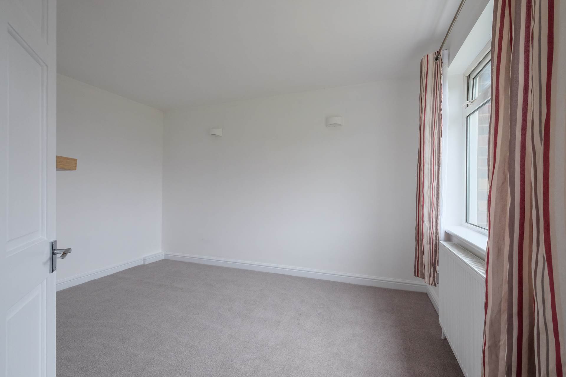 Highfield Crescent, Meltham, Image 9
