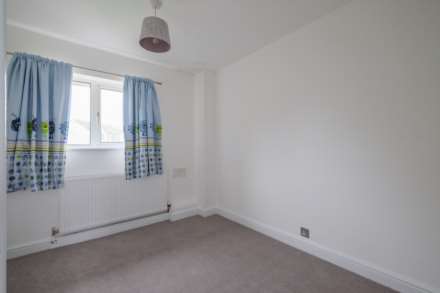 Highfield Crescent, Meltham, Image 16