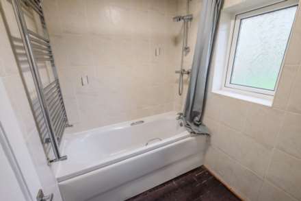 Highfield Crescent, Meltham, Image 17