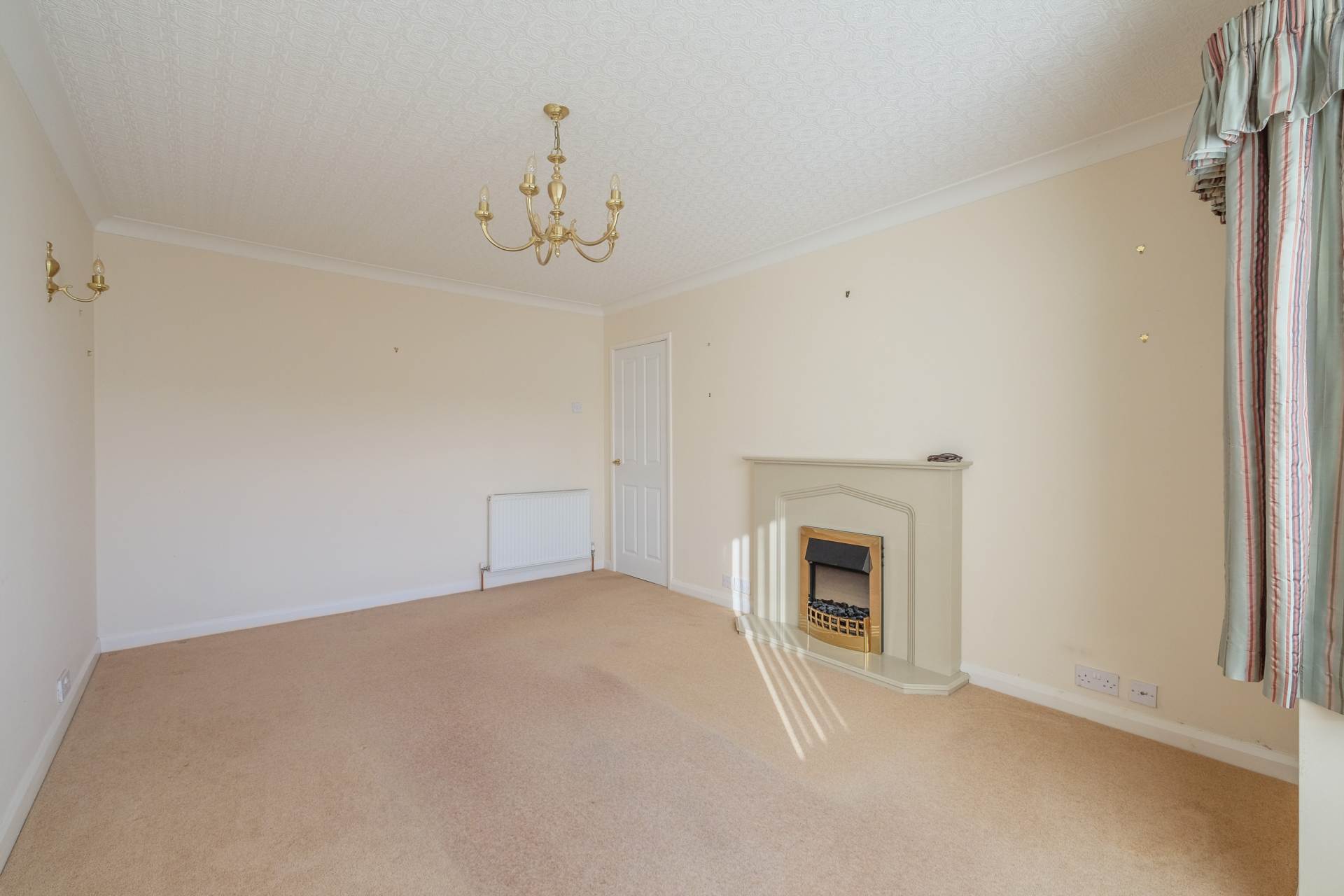 Fern Avenue, Meltham, Image 7