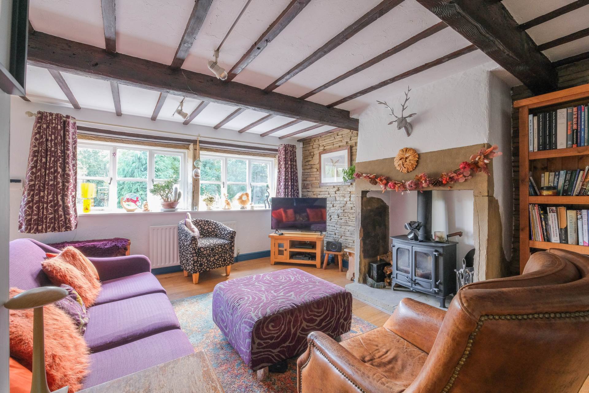Sunnybank, Sandy Lane, South Crosland, Image 2