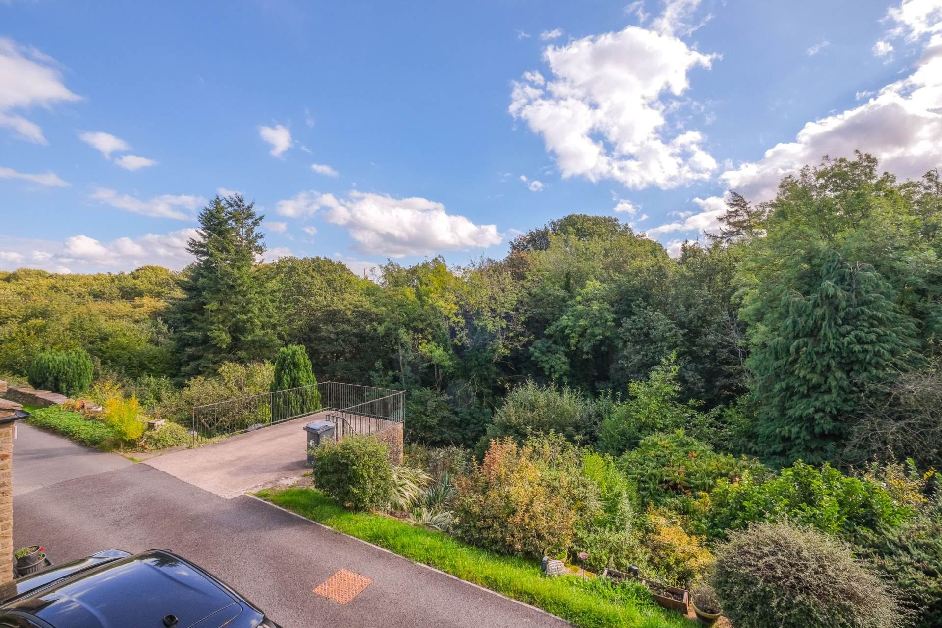 Sunnybank, Sandy Lane, South Crosland, Image 28