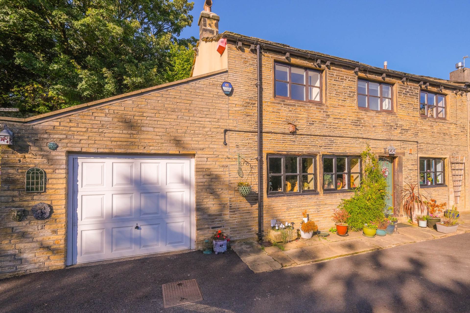 Sunnybank, Sandy Lane, South Crosland, Image 30