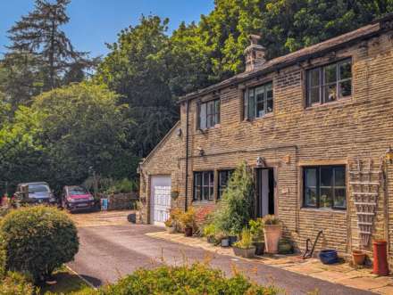 Sunnybank, Sandy Lane, South Crosland, Image 1