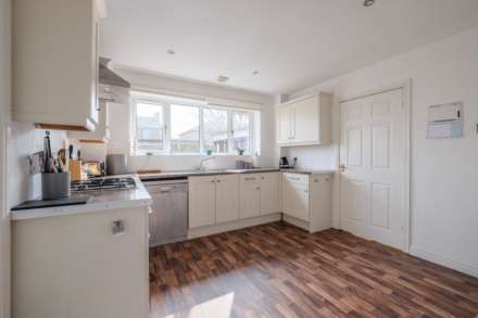 Wyverne Ave, Golcar, Image 4