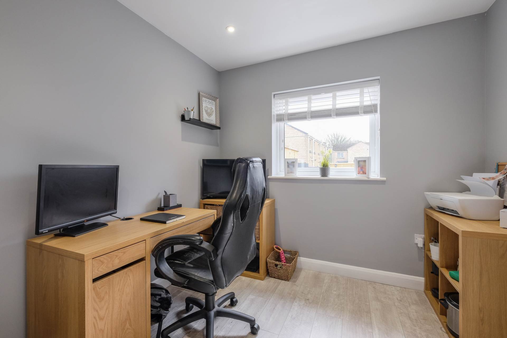 Pavilion Way, Meltham, Image 10