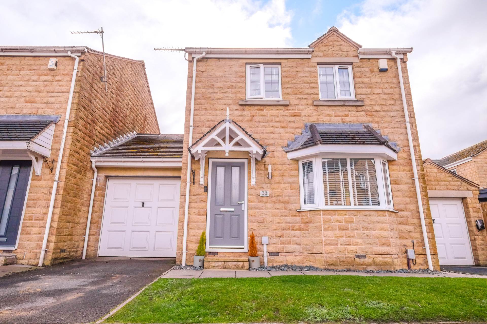 Pavilion Way, Meltham, Image 15