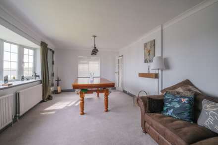 Beagle Ave, Beaumont Park, Image 13