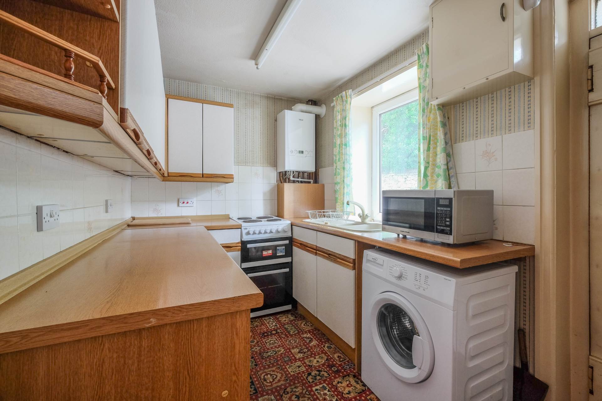 Woodhead Road, Holmbridge, Image 5