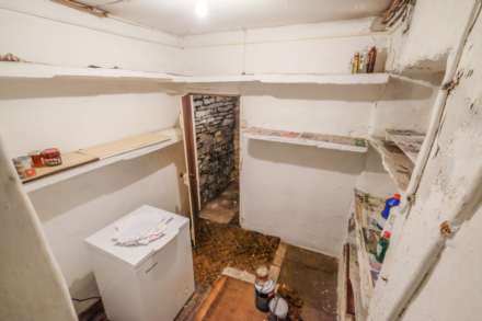 Woodhead Road, Holmbridge, Image 14