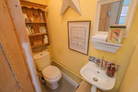 Manchester Road, Slaithwaite, Image 13