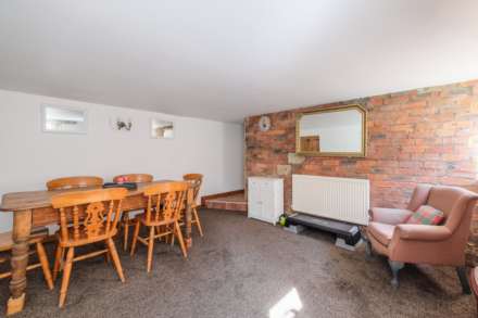New North Road, Slaithwaite, Image 12