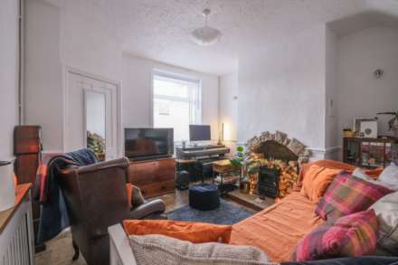 Clarke Lane, Meltham, Image 12