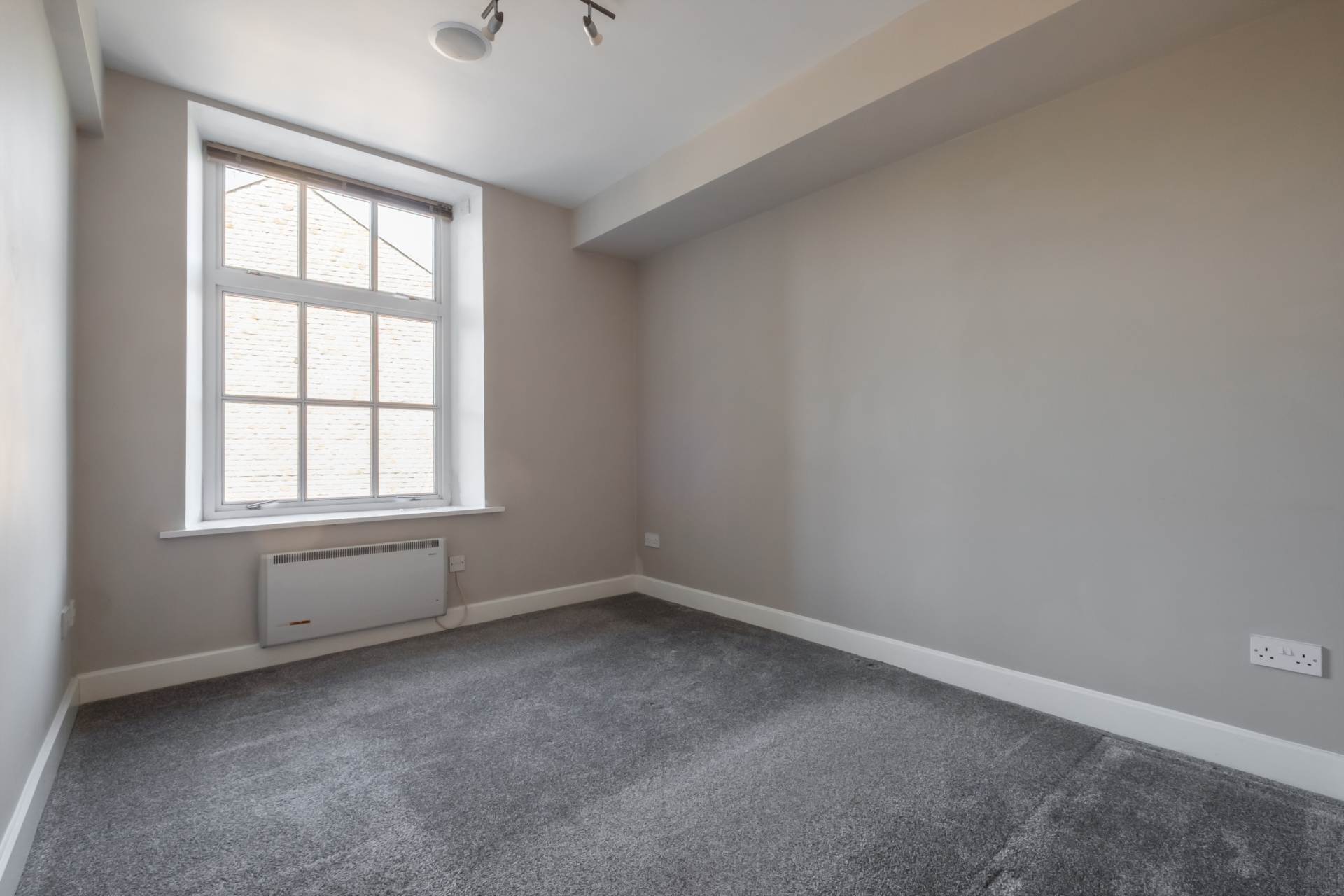 Upper Sunny Bank Mews, Meltham, Image 12
