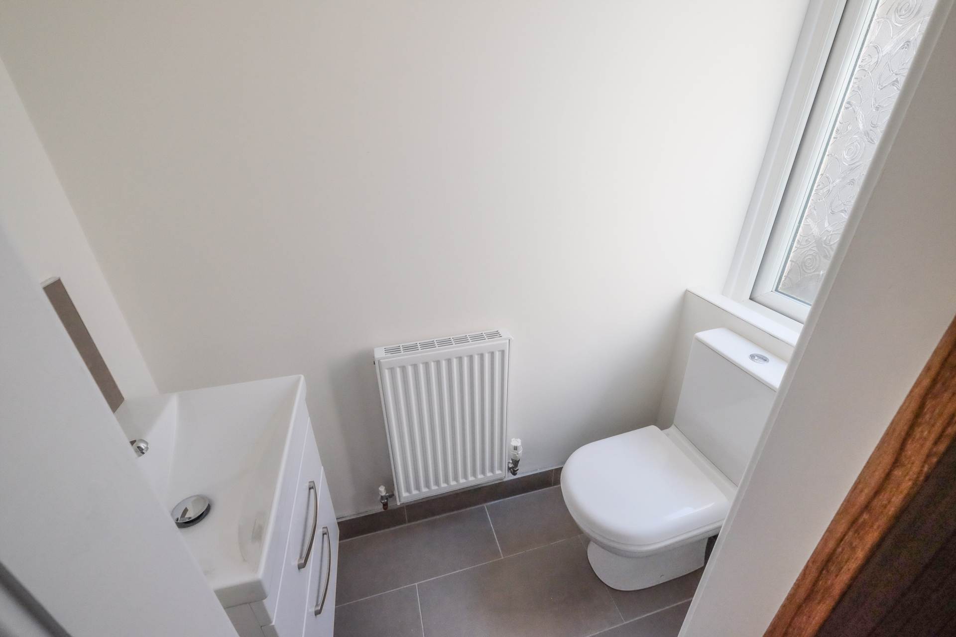 Huddersfield Road, Meltham, Image 12