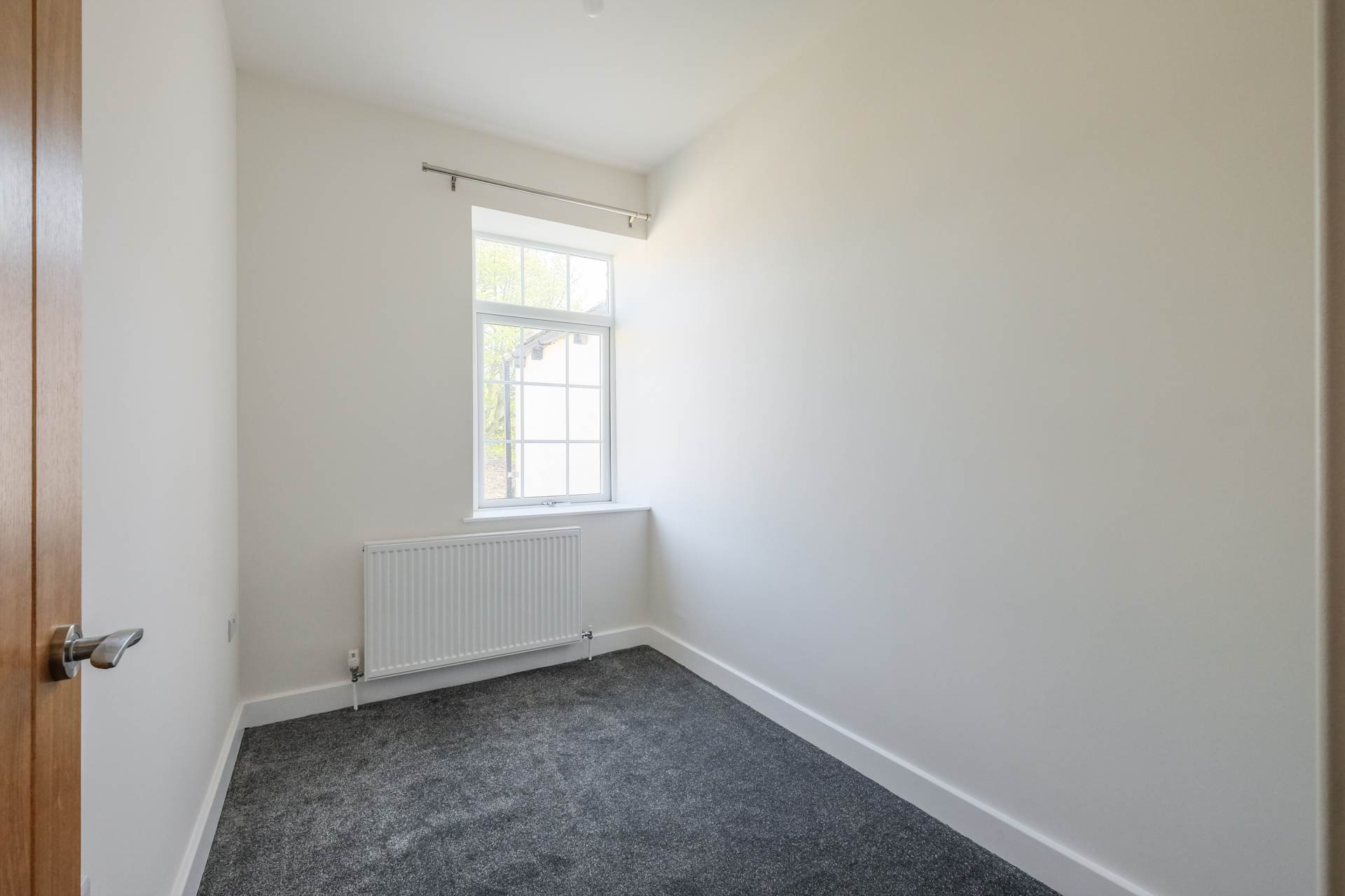 Huddersfield Road, Meltham, Image 14