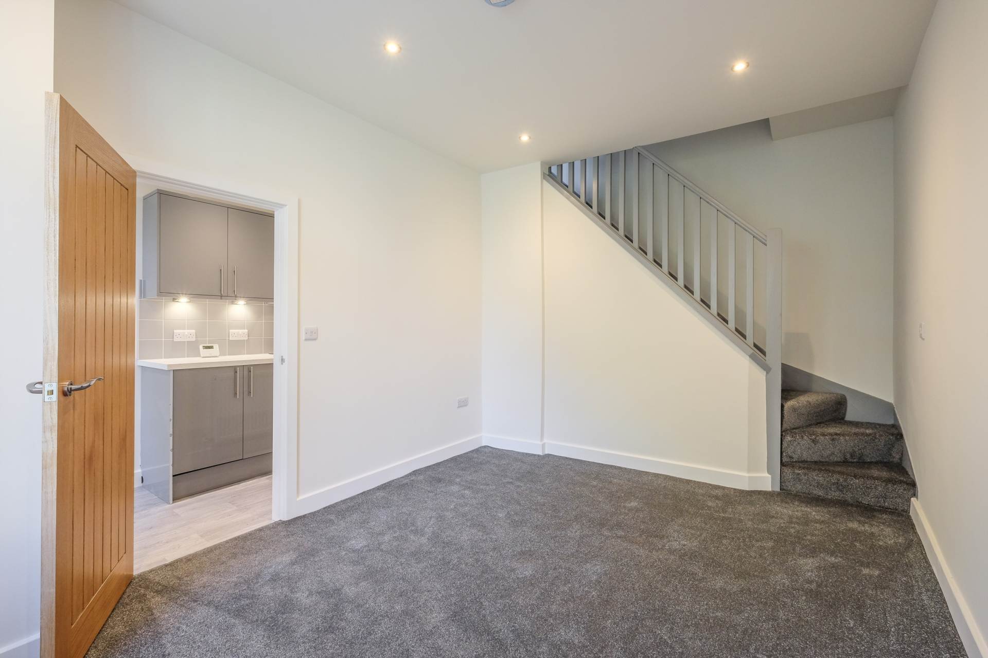 Huddersfield Road, Meltham, Image 3