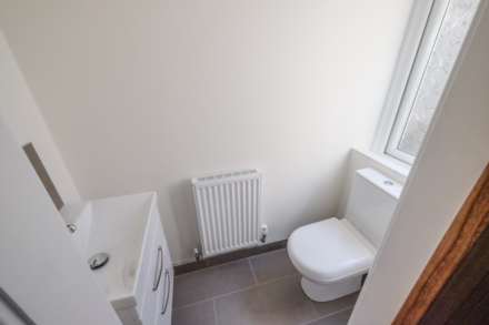 Huddersfield Road, Meltham, Image 12