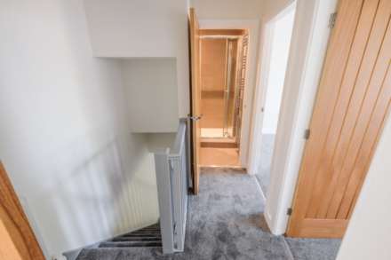 Huddersfield Road, Meltham, Image 8