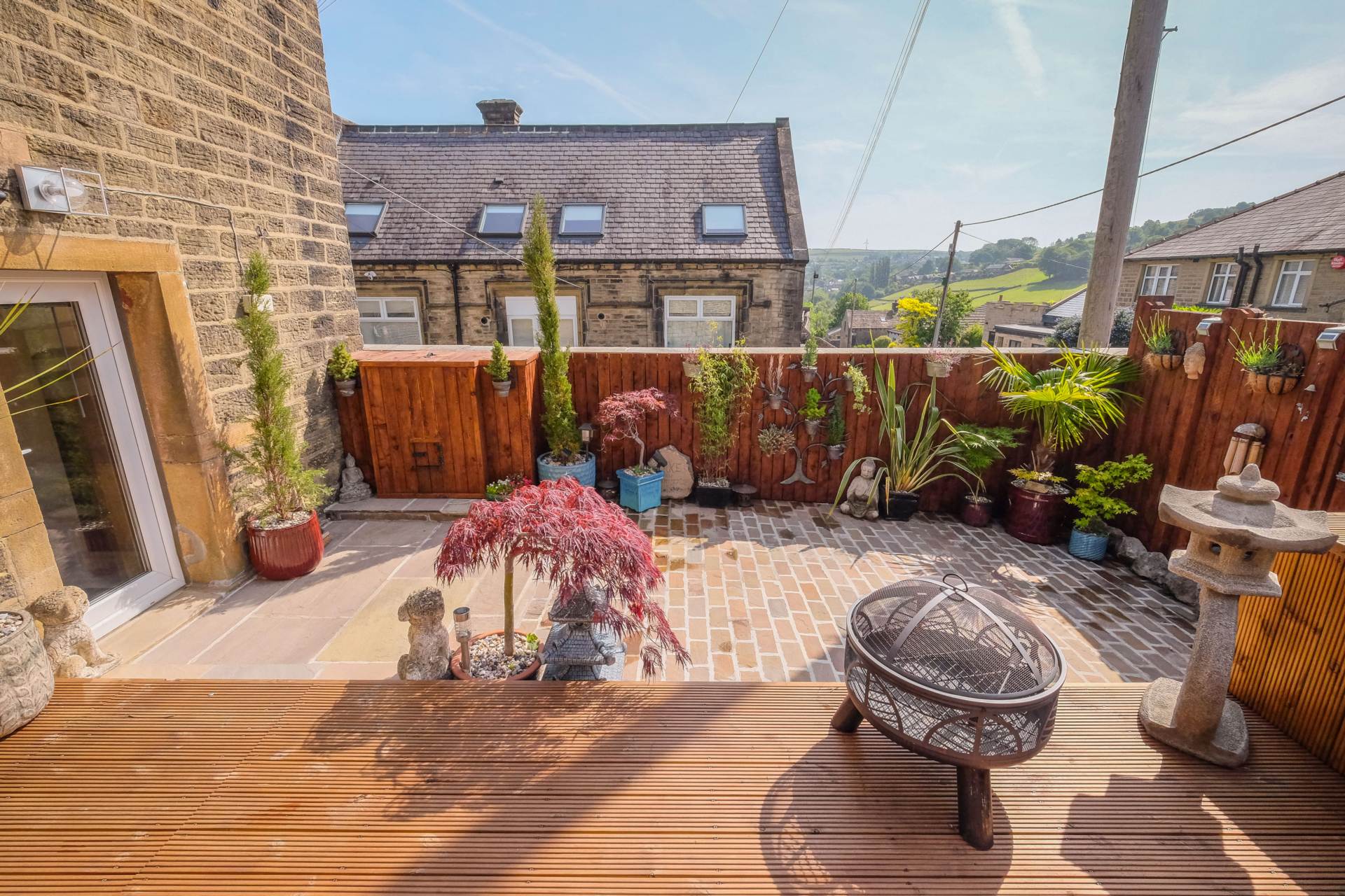 Greenfield Road, Holmfirth, Image 4