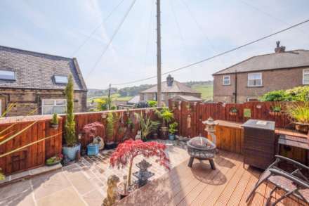Greenfield Road, Holmfirth, Image 21