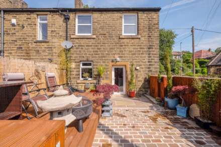 Greenfield Road, Holmfirth, Image 22