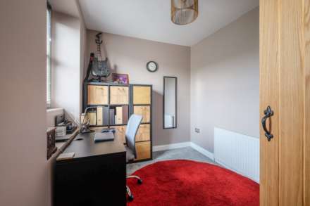 Greenfield Road, Holmfirth, Image 7