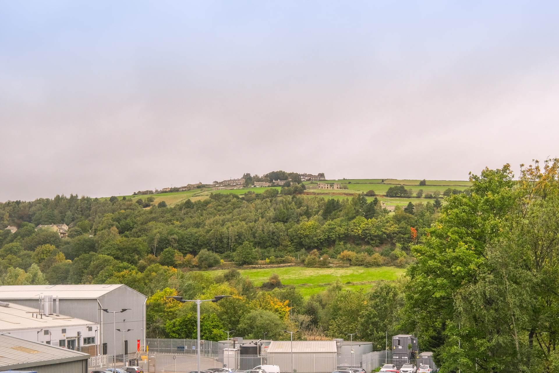Holywell, Linthwaite, Image 17