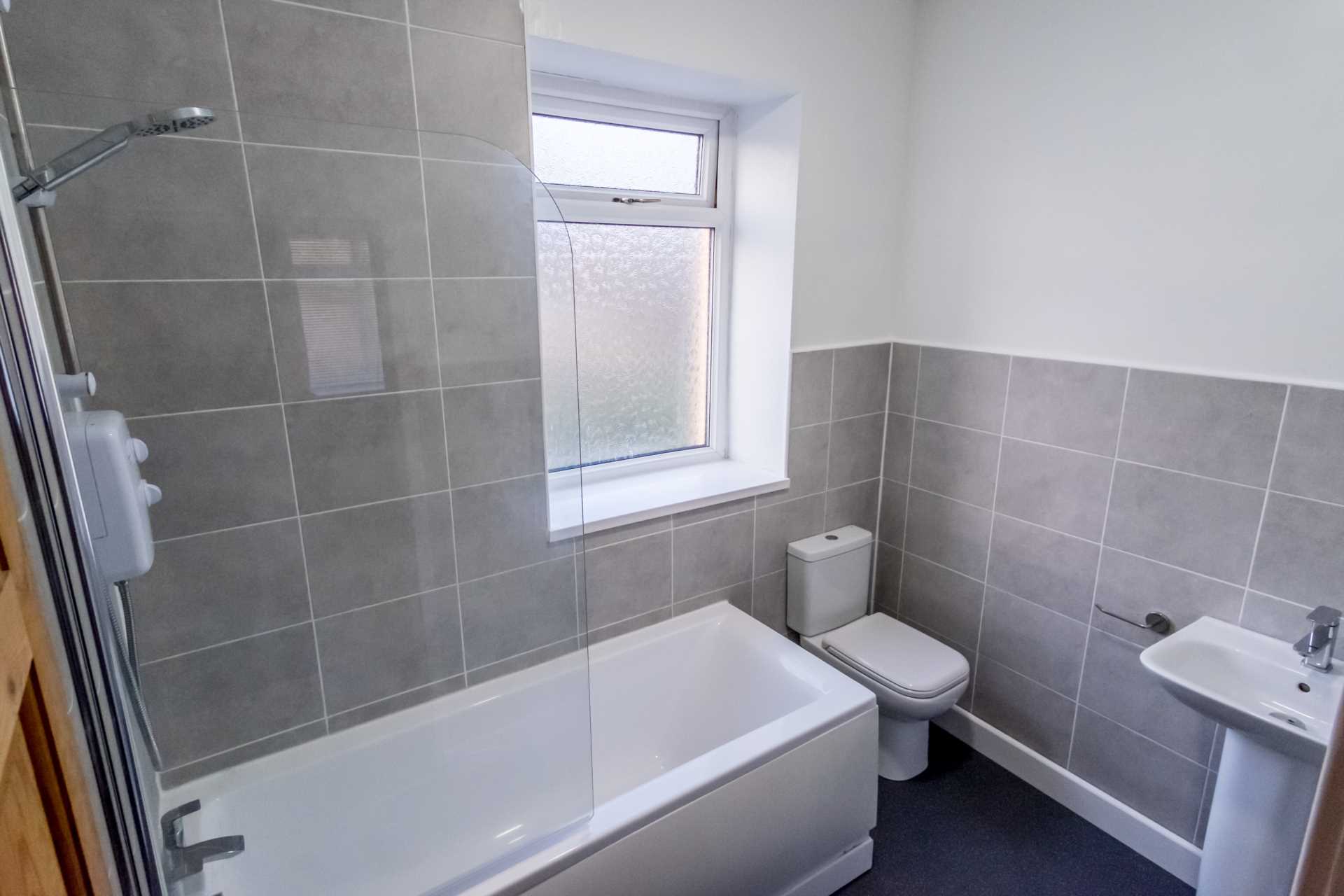 Holywell, Linthwaite, Image 5