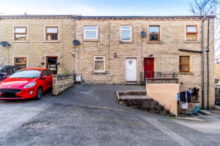 Holywell, Linthwaite, Image 12