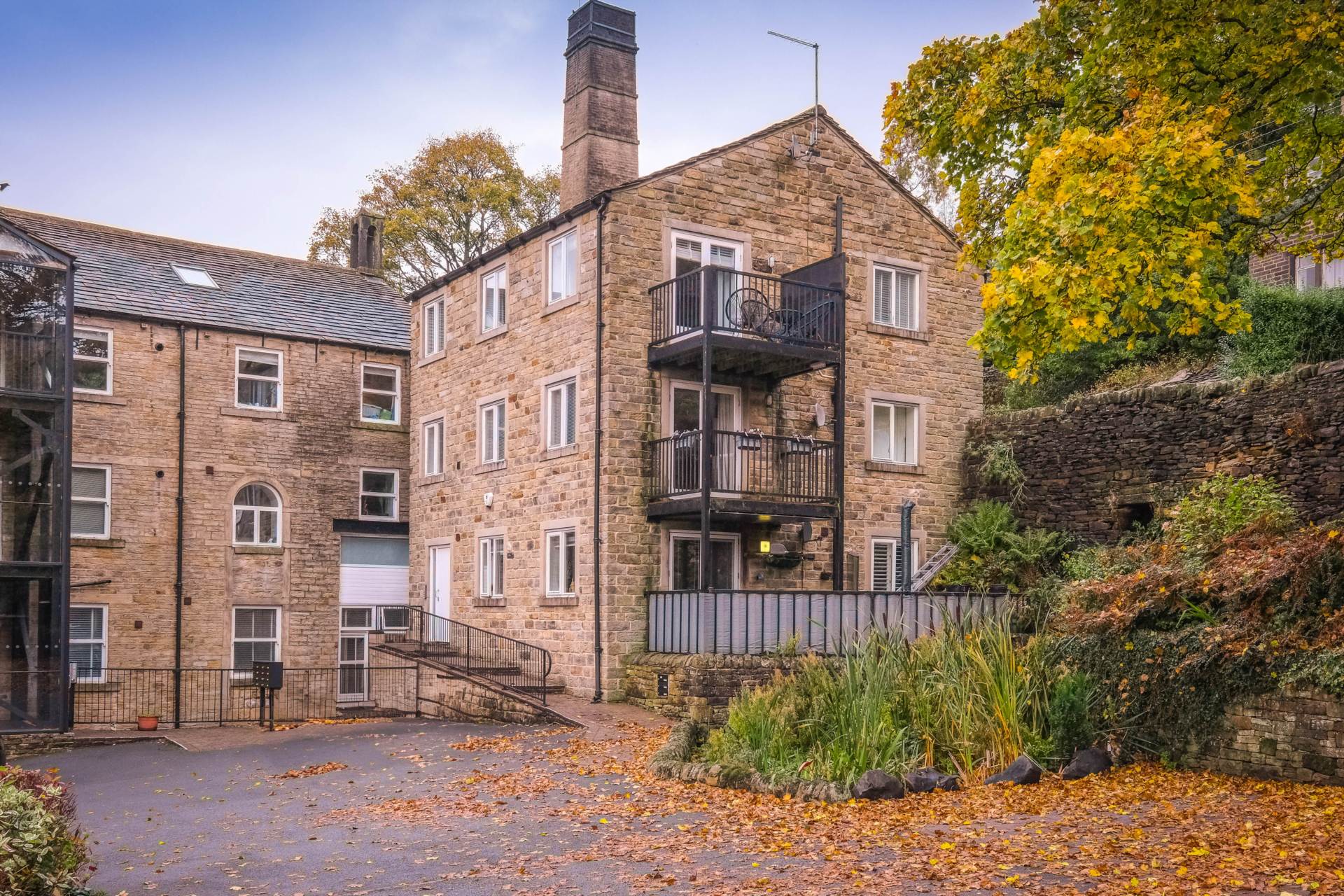 Underbank Old Road, Holmfirth, Image 5