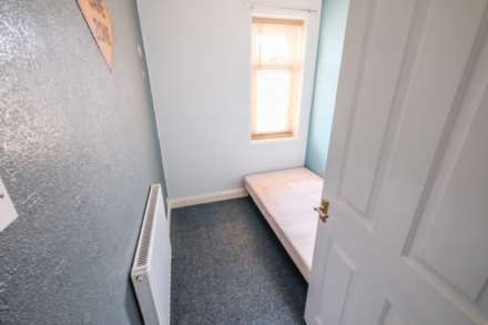 Tinker Lane, Meltham, Image 12