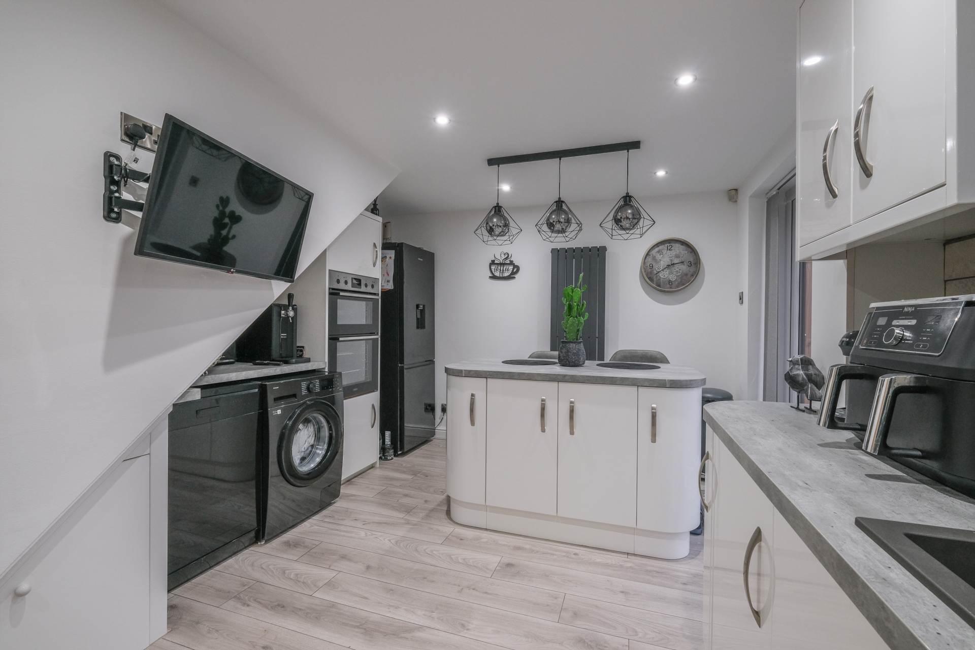 Ridings Fields, Brockholes, Image 16