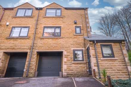 Ridings Fields, Brockholes, Image 24