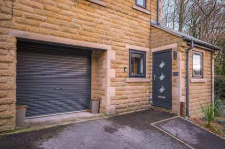 Ridings Fields, Brockholes, Image 4