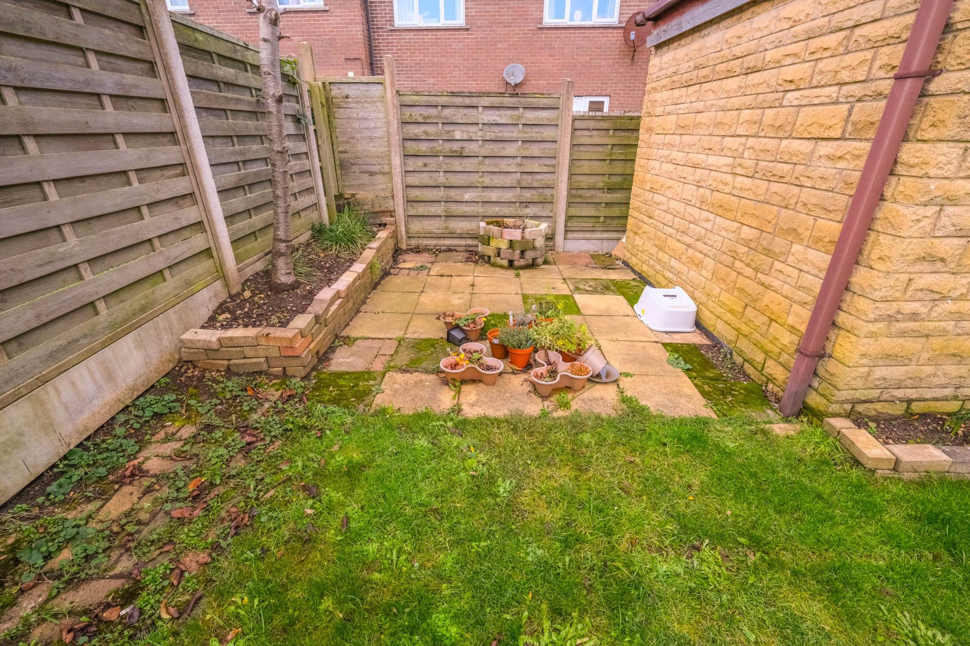 Grassmoor Fold, Honley, Image 24