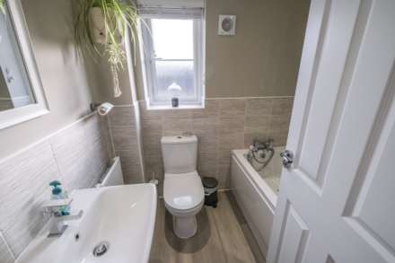 Helme Lane, Meltham, Image 18