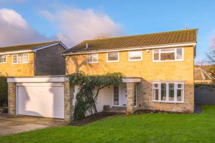 Cardinal Close, Meltham, Image 7