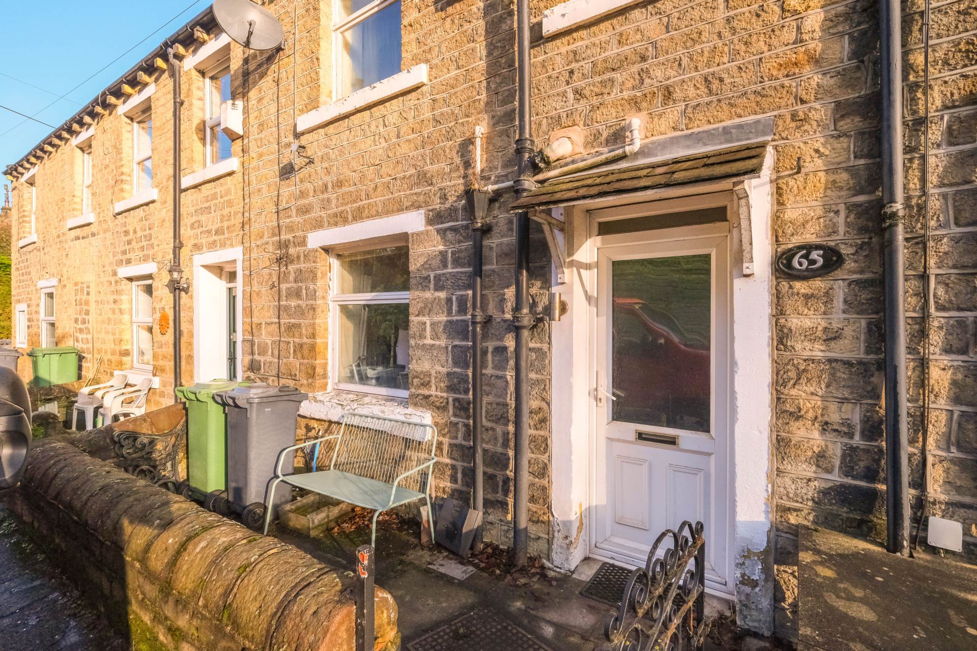 Armitage Road, Armitage Bridge, Image 10