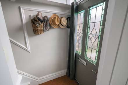 Owens Terrace, Honley, Image 14