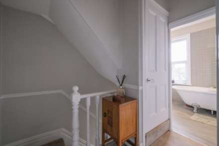 Owens Terrace, Honley, Image 15