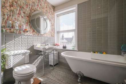 Owens Terrace, Honley, Image 6