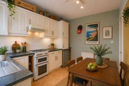 Sunningdale Road, Crosland Moor, Image 17