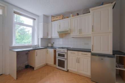 Sunningdale Road, Crosland Moor, Image 3