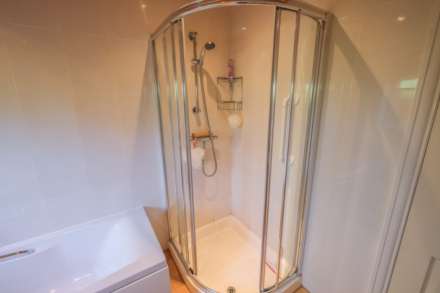 Huddersfield Road, Meltham, Image 12