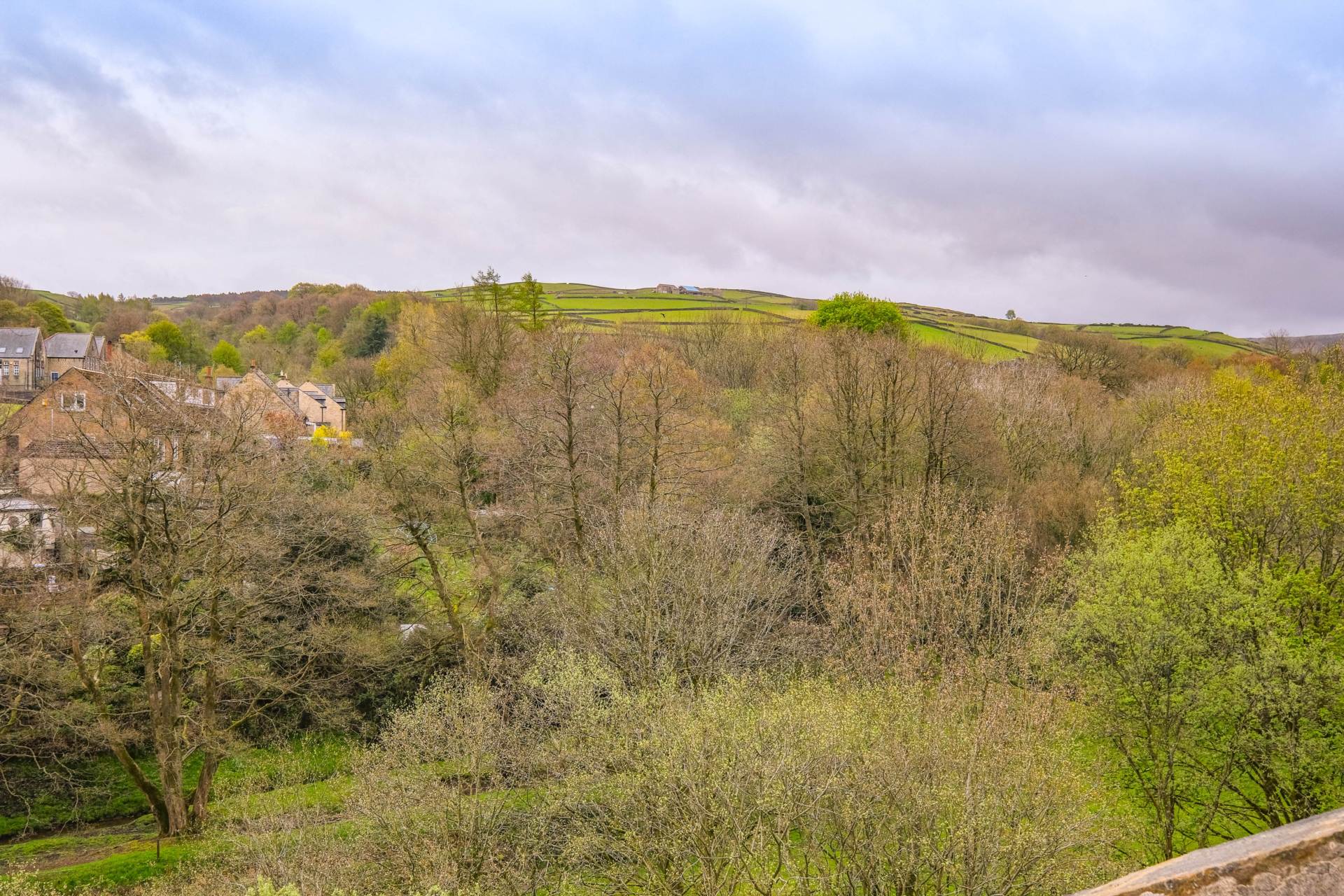 Woodhead Road, Holmbridge, Image 20