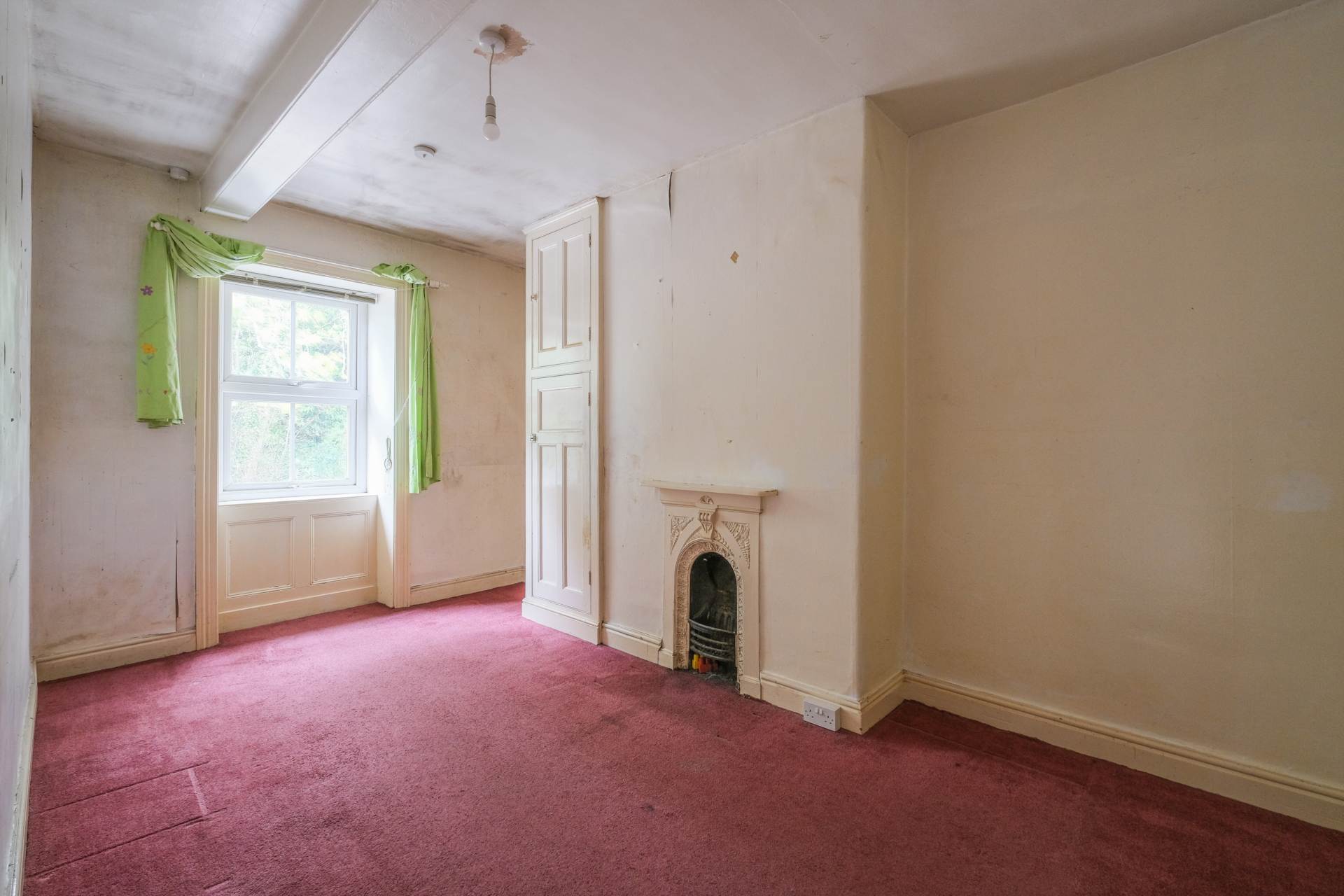 Woodhead Road, Holmbridge, Image 4