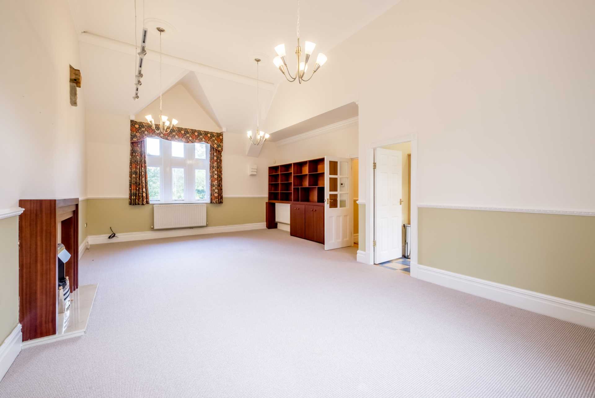 The Woodlands, Meltham, Image 6